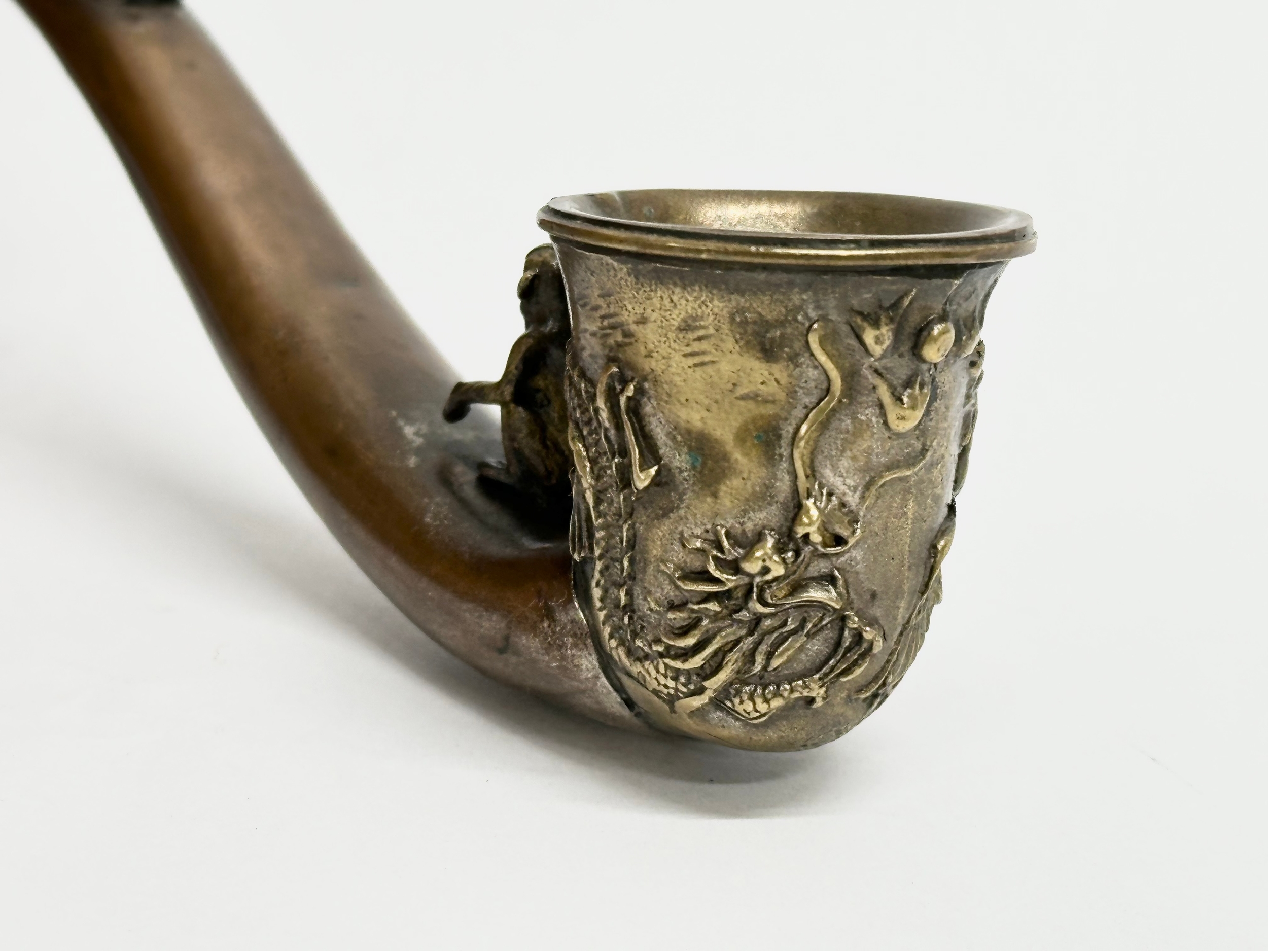 An early 20th century Chinese novelty dragon design opium pipe, with good quality carved monkey - Image 4 of 6