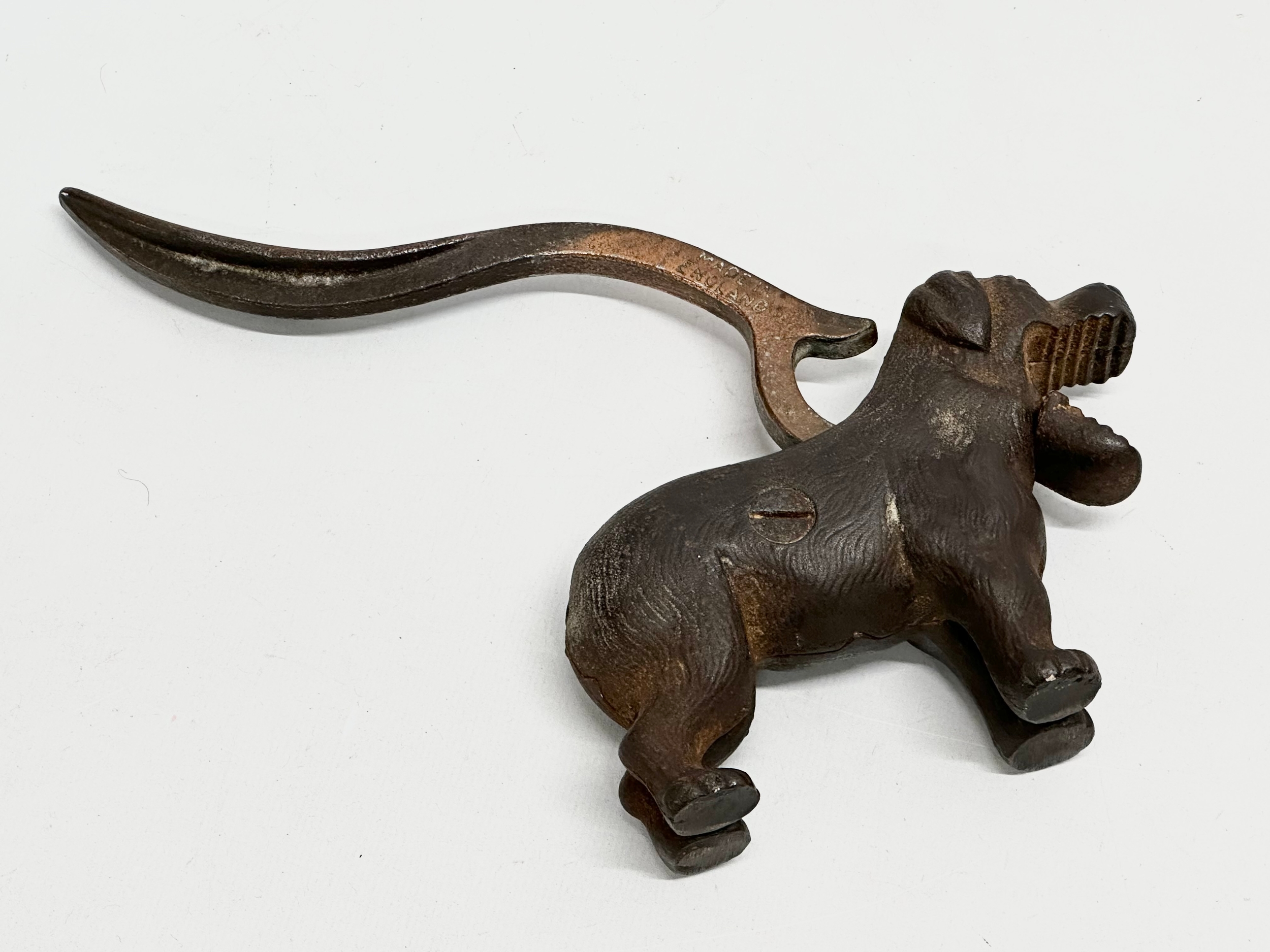 A late 19th century cast iron dog nutcracker. 22cm - Image 3 of 6