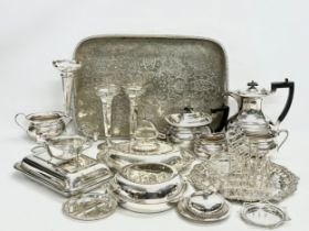 A quantity of silver plate.