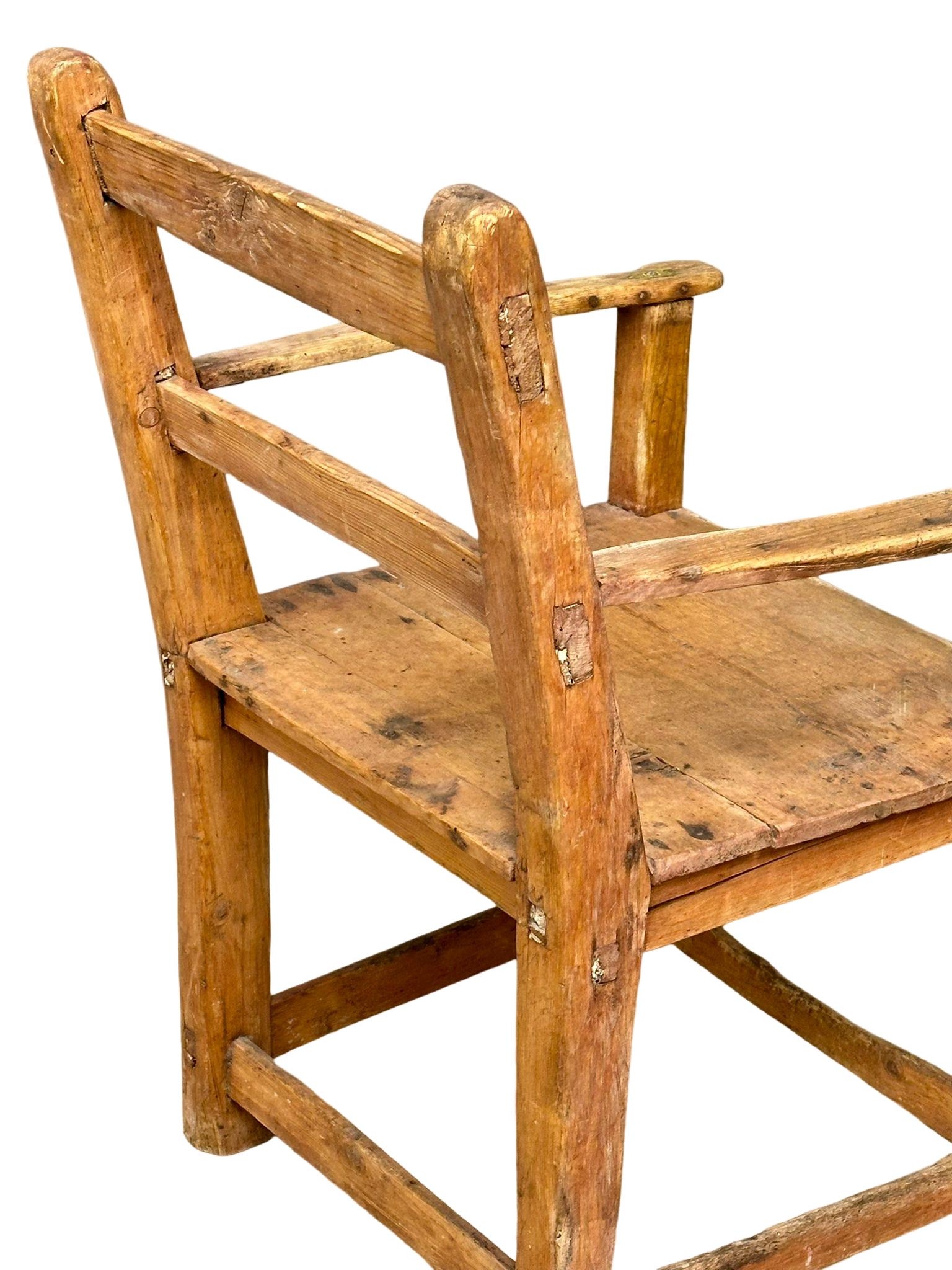 A mid 19th century Irish famine armchair. 60x63x89cm - Image 6 of 8