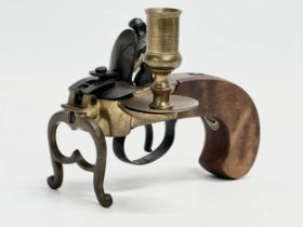 A Georgian style Flintlock Tinder Pistol. 13.5x8x10cm