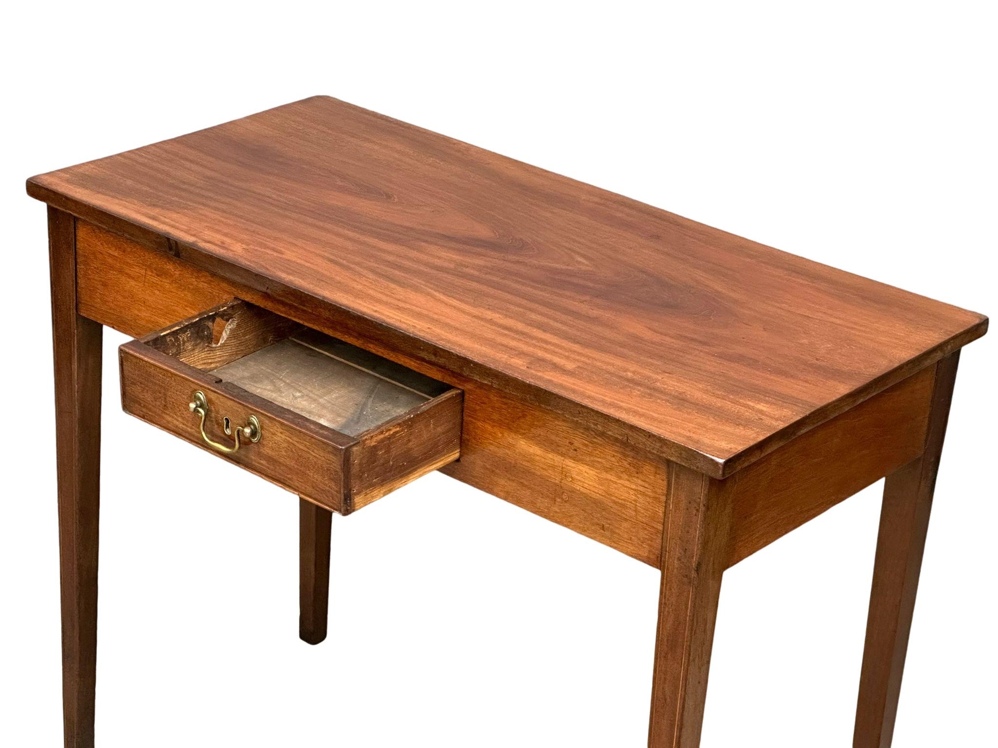 A George III inlaid mahogany side table with drawer. Circa 1800. 91x45.5x73cm(9) - Image 3 of 5