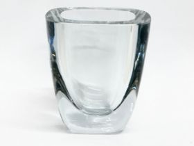 A Swedish Mid Century glass vase designed by Gerda Stromberg for Strömbergshyttan. 1950-1960. 9.