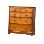 A Victorian mahogany chest of drawers. 101x51x111cm