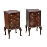 A pair of Georgian style mahogany serpentine front chests of drawers. 42cm x 34cm x 75cm