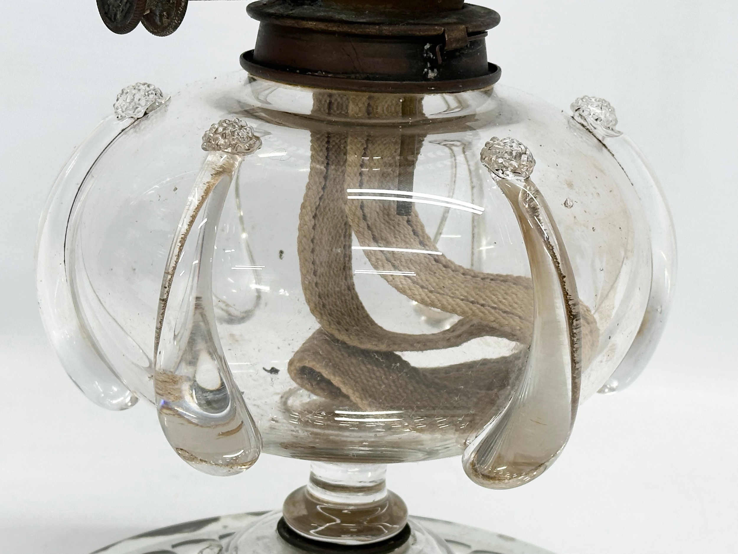 A Victorian hand blown glass bowl oil lamp on sorcerers mirror base. 20x49cm - Image 3 of 8
