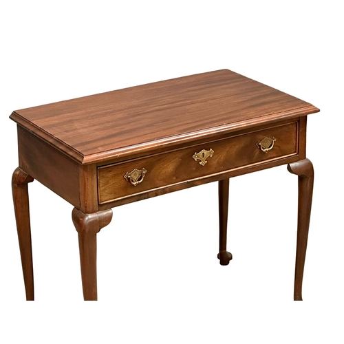 A late 18th Century George III mahogany lowboy side table, circa 1780. 76.5cm x 46cm x 71cm - Image 6 of 6