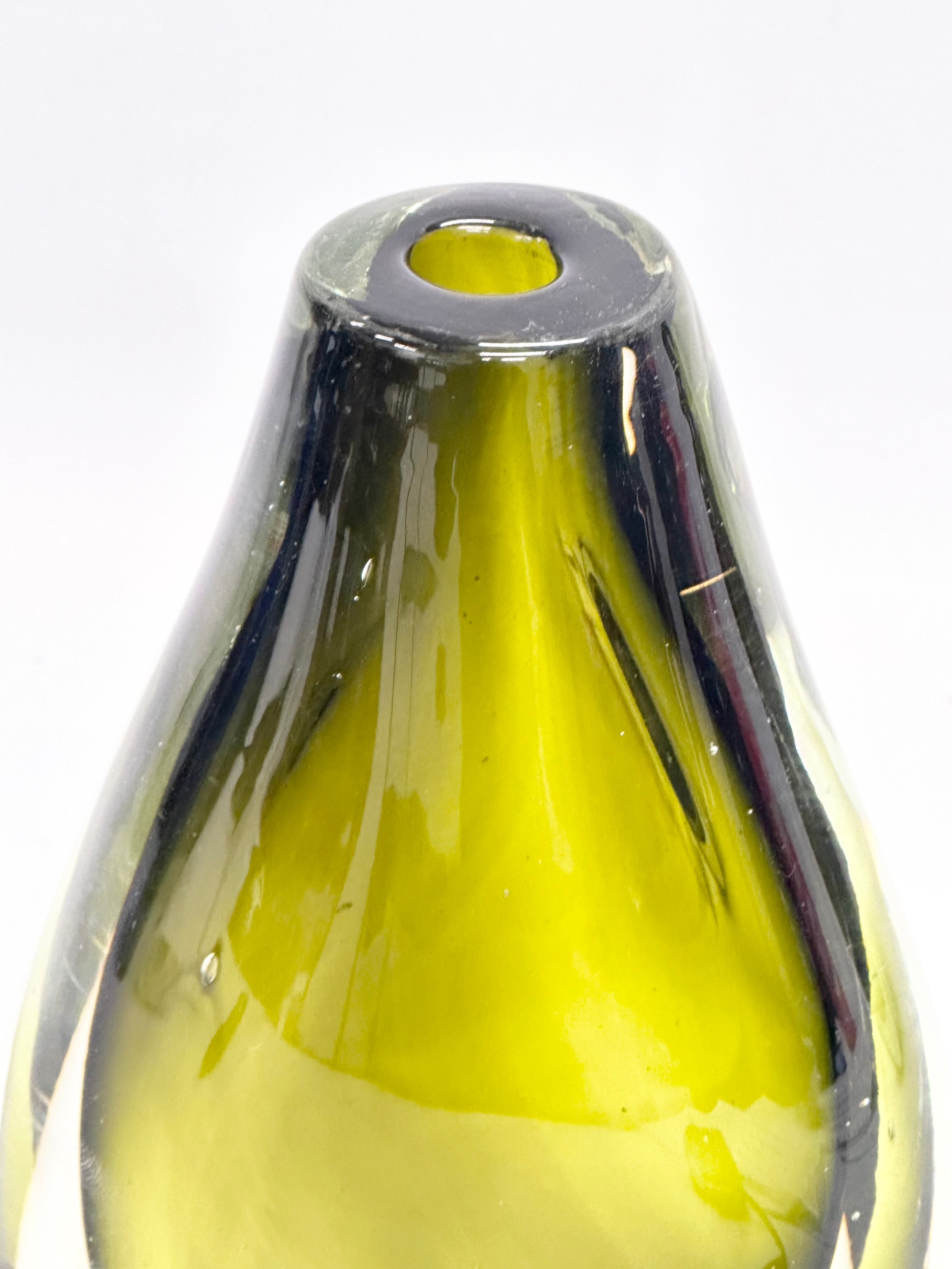 A Murano Sommerso Glass vase designed by Flavio Poli for Seguso Vetri d'Arte. 12x21cm - Image 2 of 5