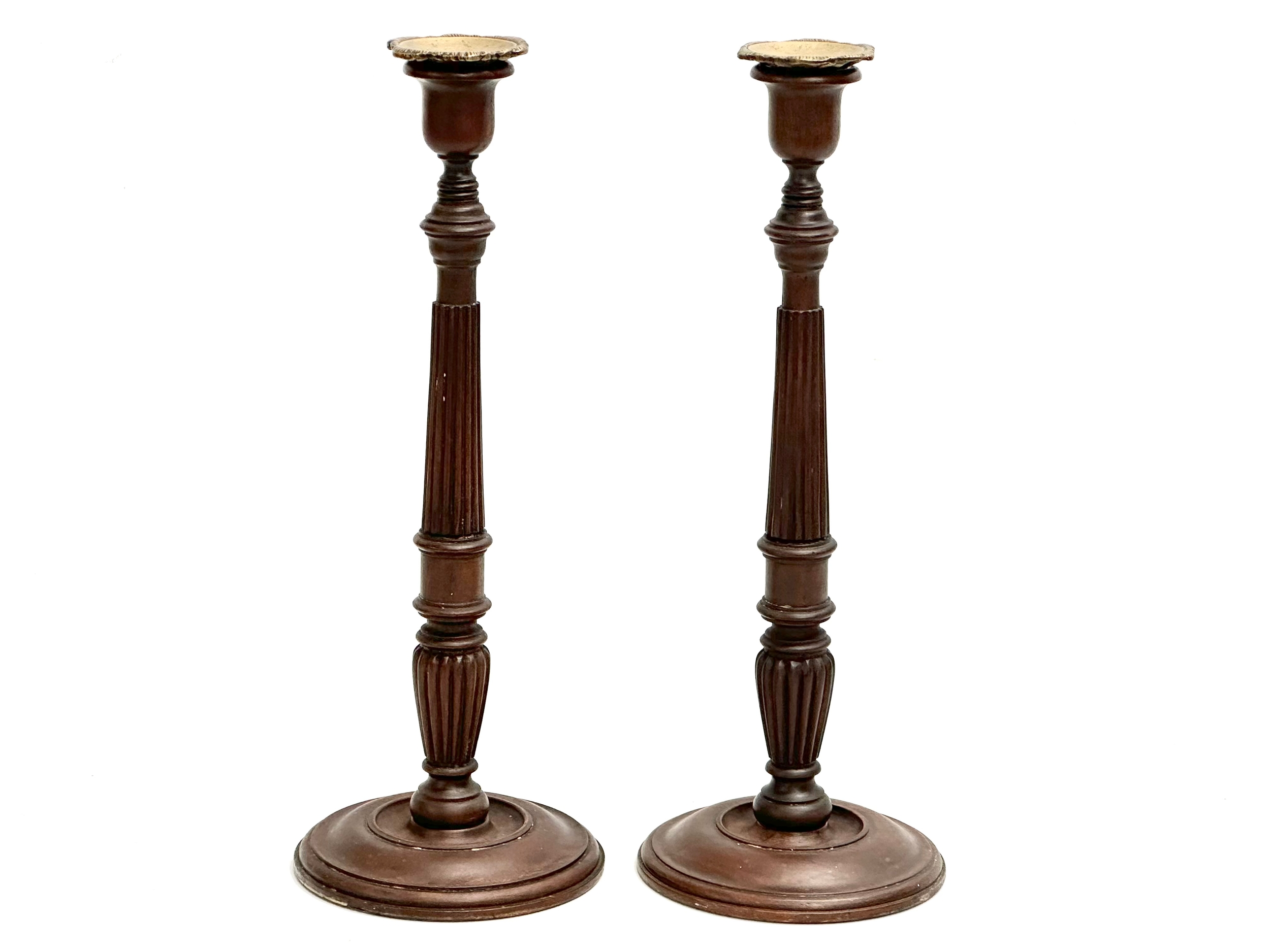 A pair of large excellent quality late 19th century George III style mahogany candlesticks. Circa - Image 8 of 9