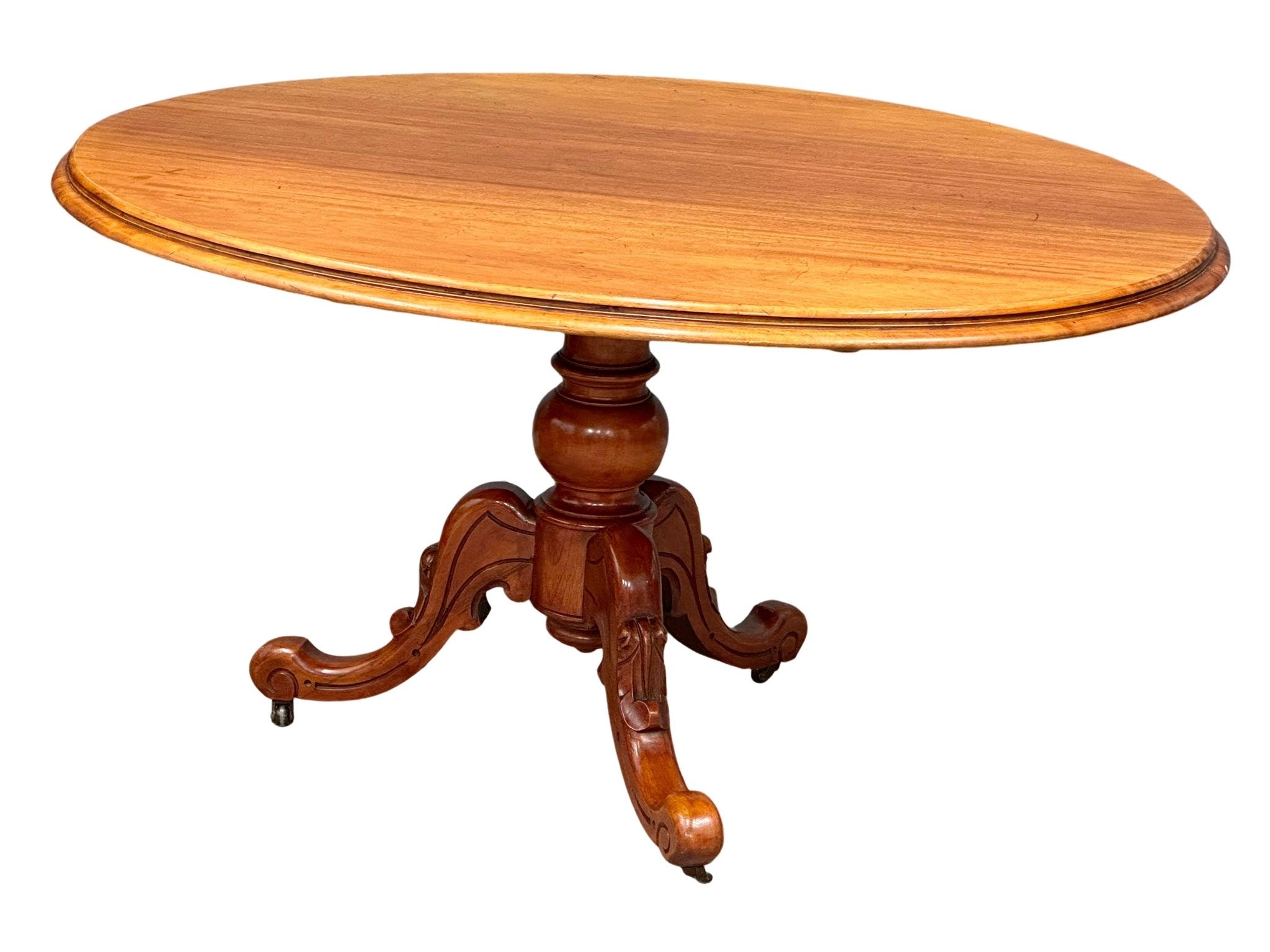 A Victorian tilt top pedestal breakfast table/dining table on cabriole legs, 137cm x 112cm x 75cm - Image 2 of 10