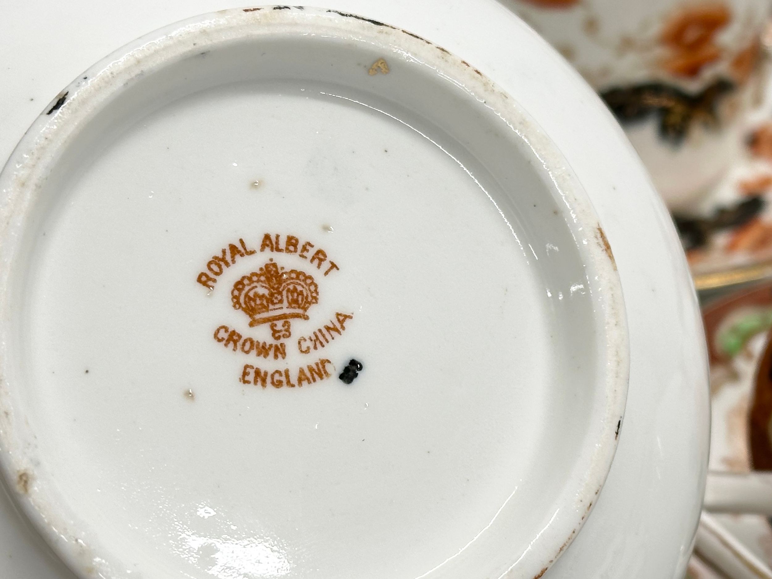 Early Royal Albert. A 28 piece early 20th century Royal Albert tea service. 1905-1920. - Image 6 of 6