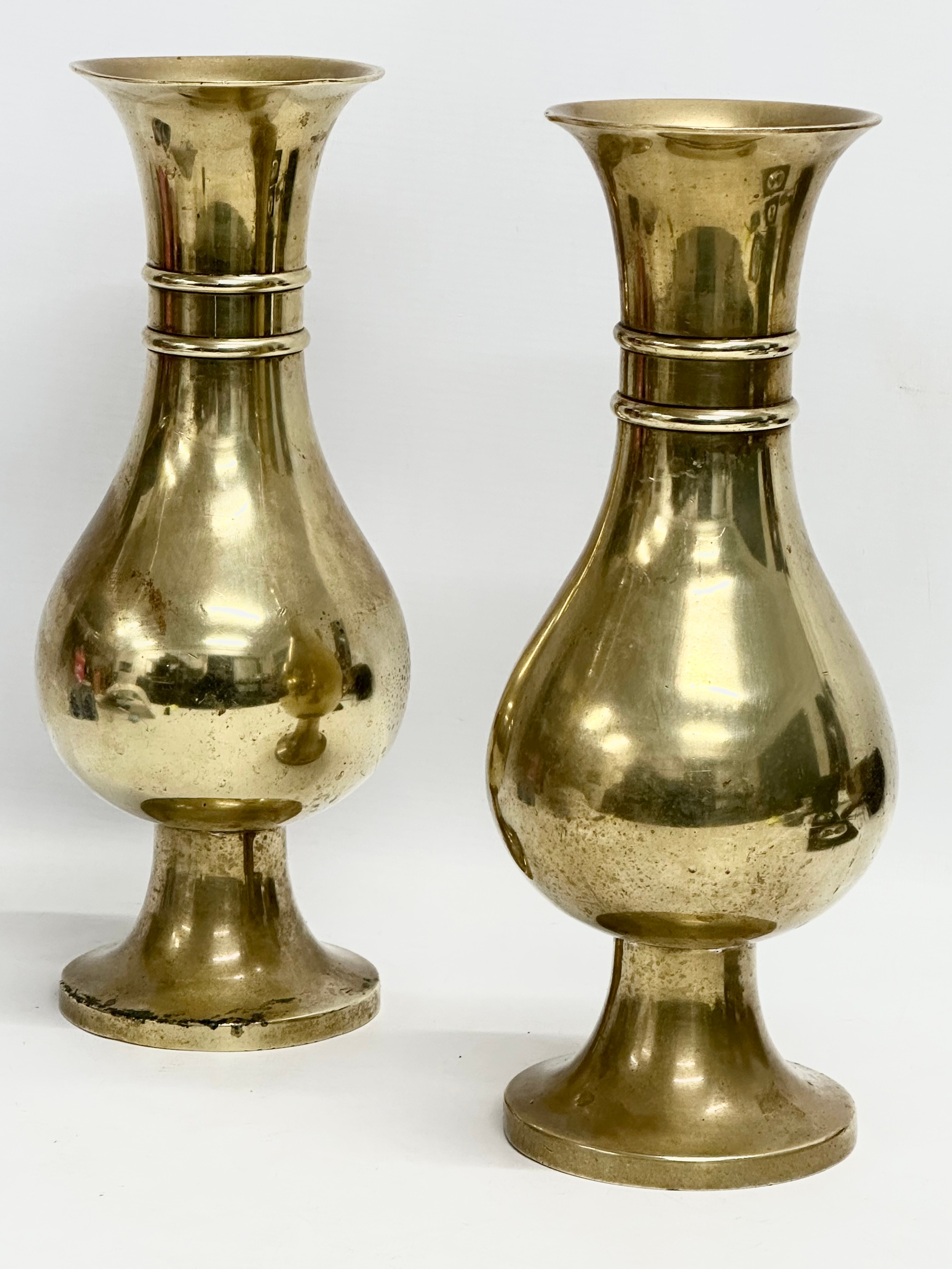 A pair of large late 19th century English brass 2 ringed vases. Circa 1880-1900. 30.5cm - Image 2 of 5