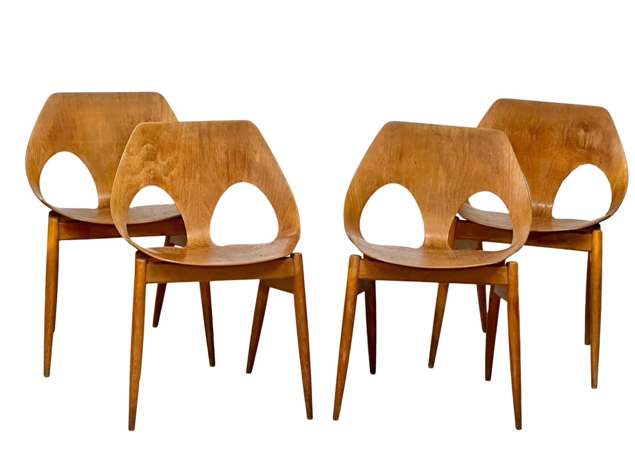A rare set of 4 "Jason" chairs designed by Carl Jacobs for Kandya.