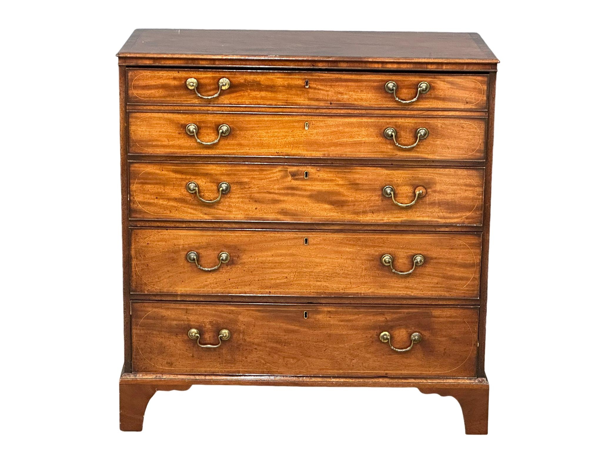 A good quality George III inlaid mahogany secretaire chest of drawers with original brass drop - Image 10 of 12