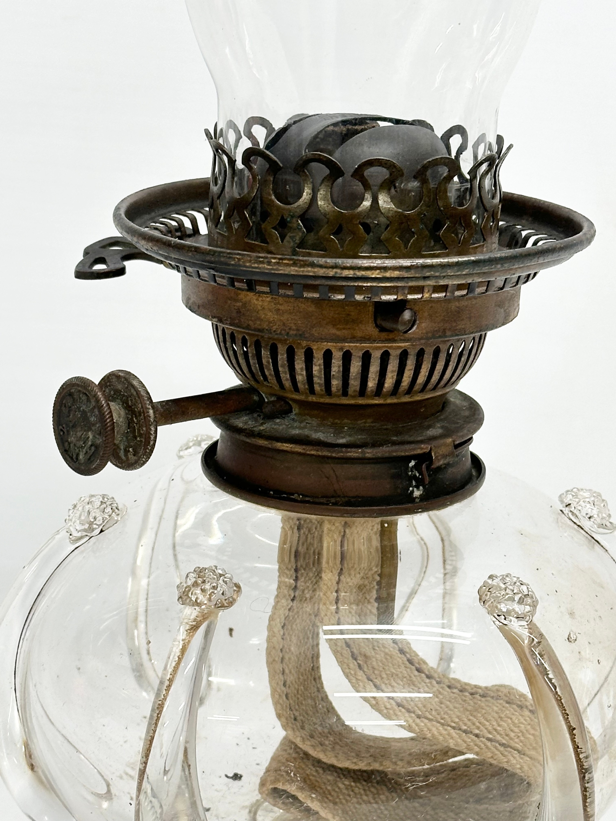 A Victorian hand blown glass bowl oil lamp on sorcerers mirror base. 20x49cm - Image 2 of 8