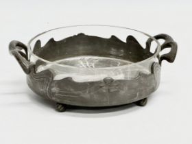 An early 20th century Art Nouveau pewter bowl with original glass liner. Orivit. Circa 1900-1910.
