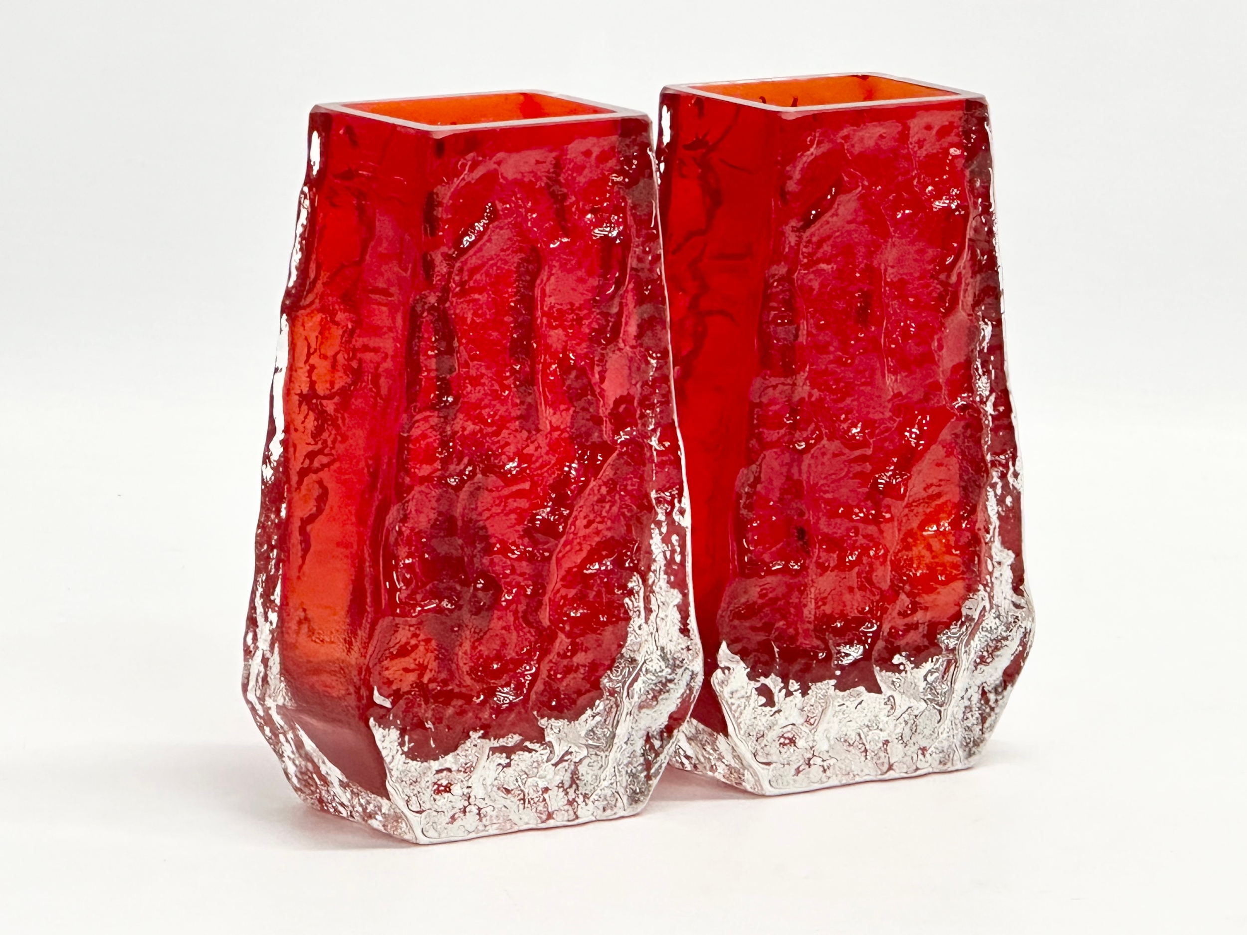 A pair of Textured Bark ‘Coffin’ vases designed by Geoffrey Baxter for Whitefriars. 8x5x13cm - Image 3 of 5