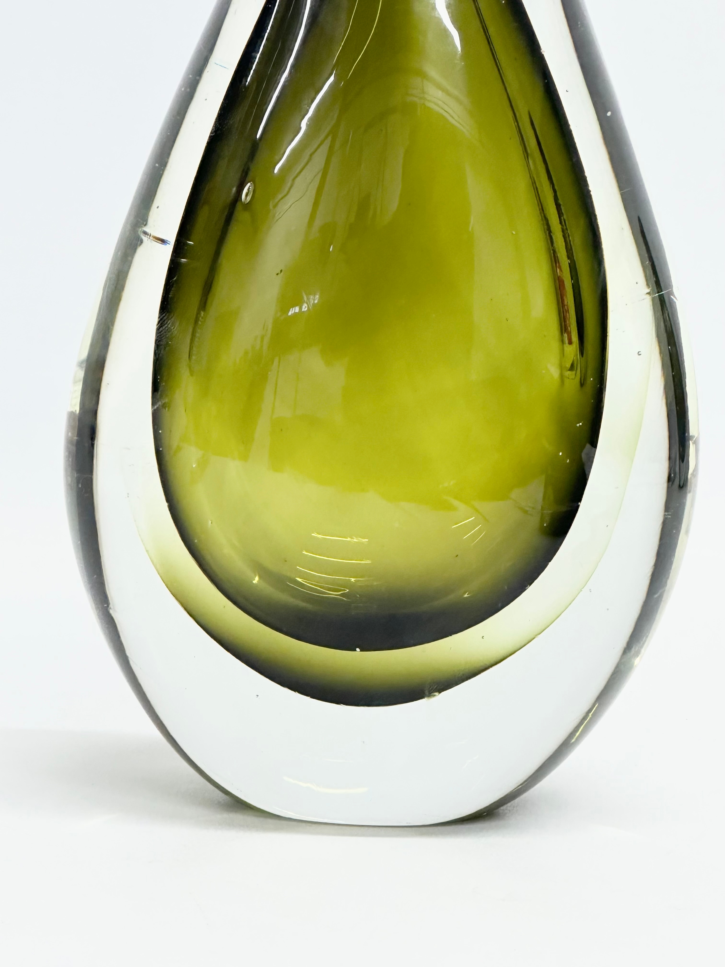 A Murano Sommerso Glass vase designed by Flavio Poli for Seguso Vetri d'Arte. 12x21cm - Image 3 of 5