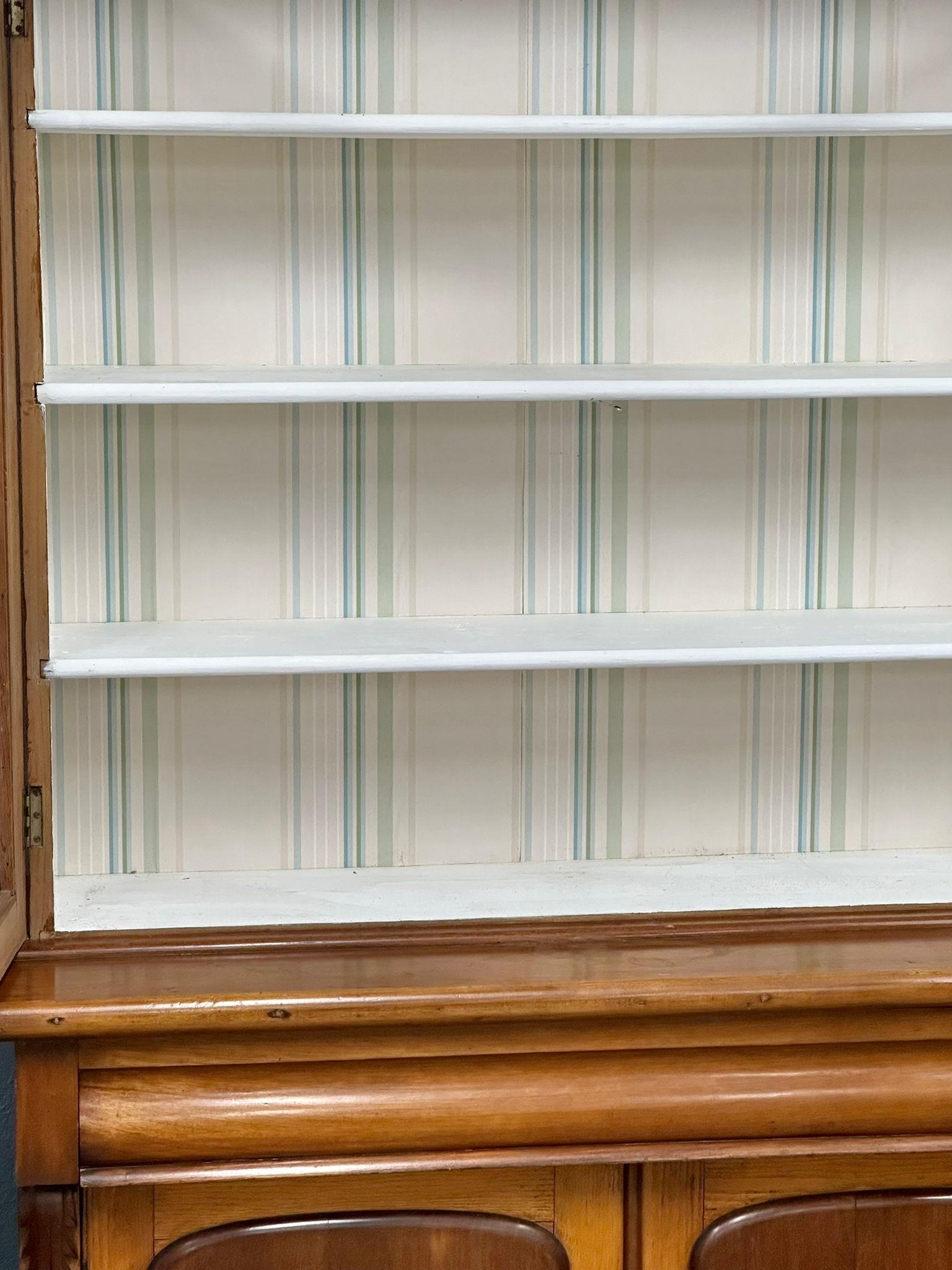 A large Mid Victorian bookcase. 132x48x216cm - Image 2 of 5