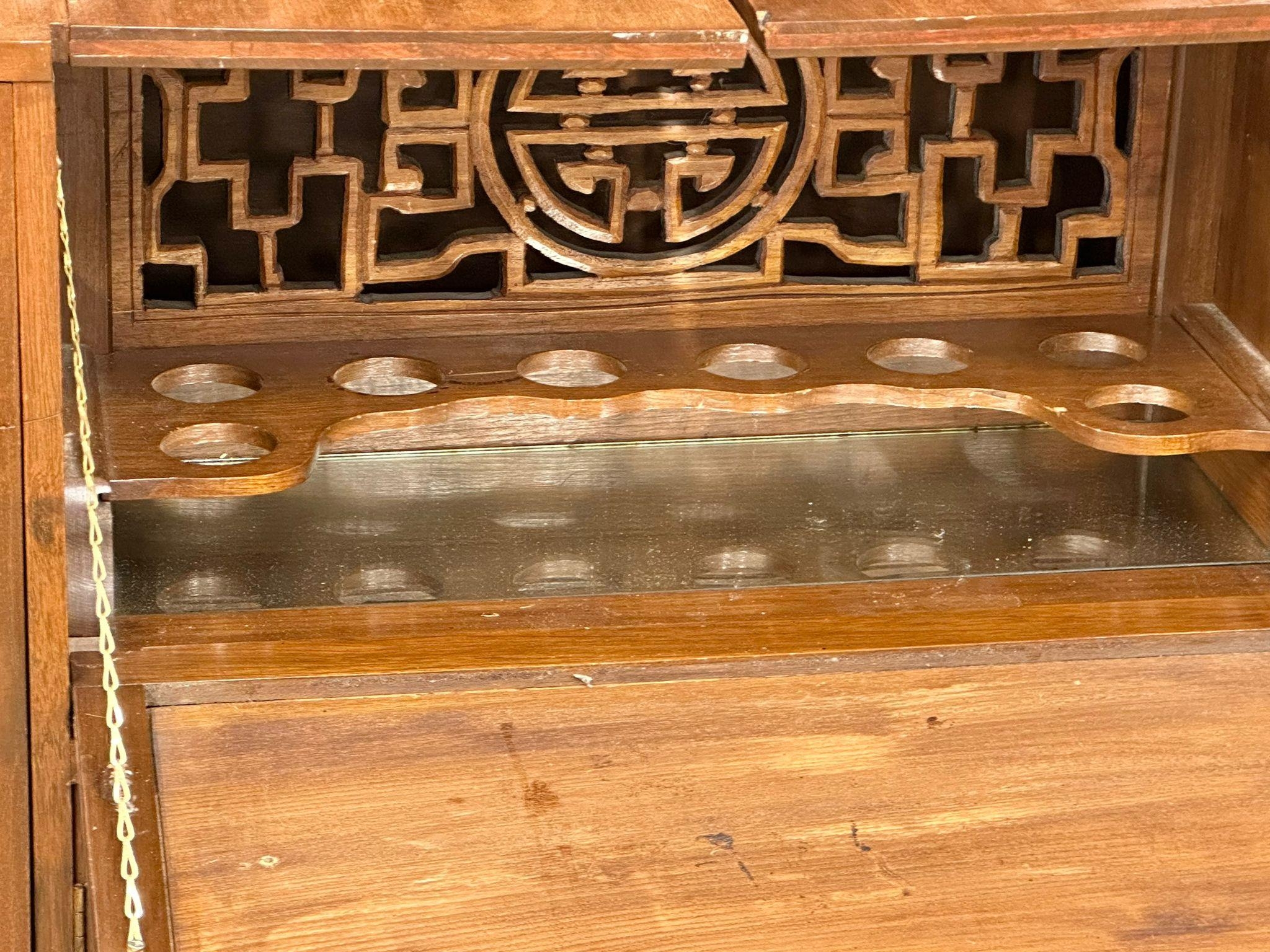 A vintage Chinese style carved teak folding cocktail bar. Closed 91x48x107cm - Image 11 of 14
