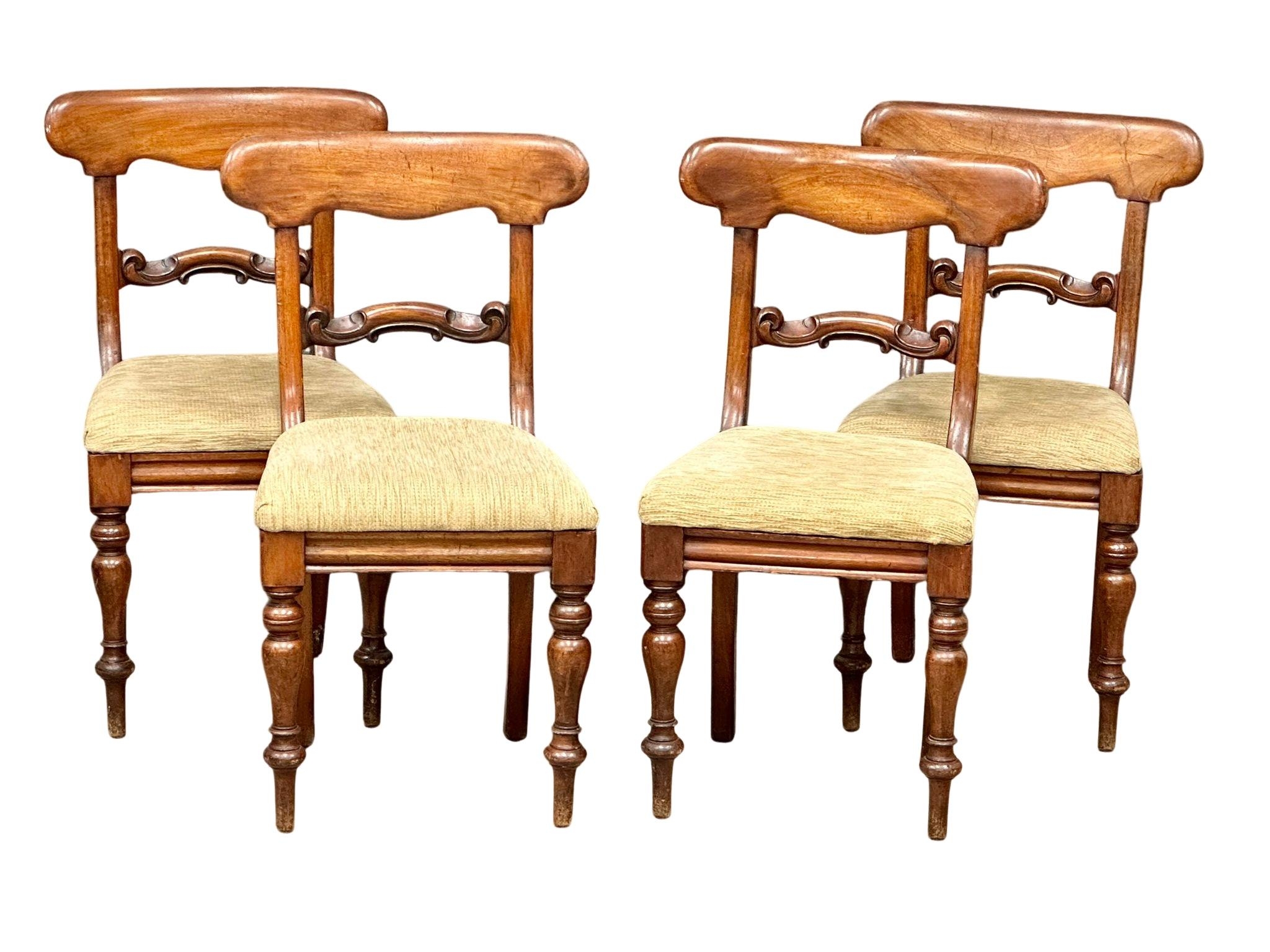 A set of 4 Victorian mahogany bar back dining chairs, circa 1850-60