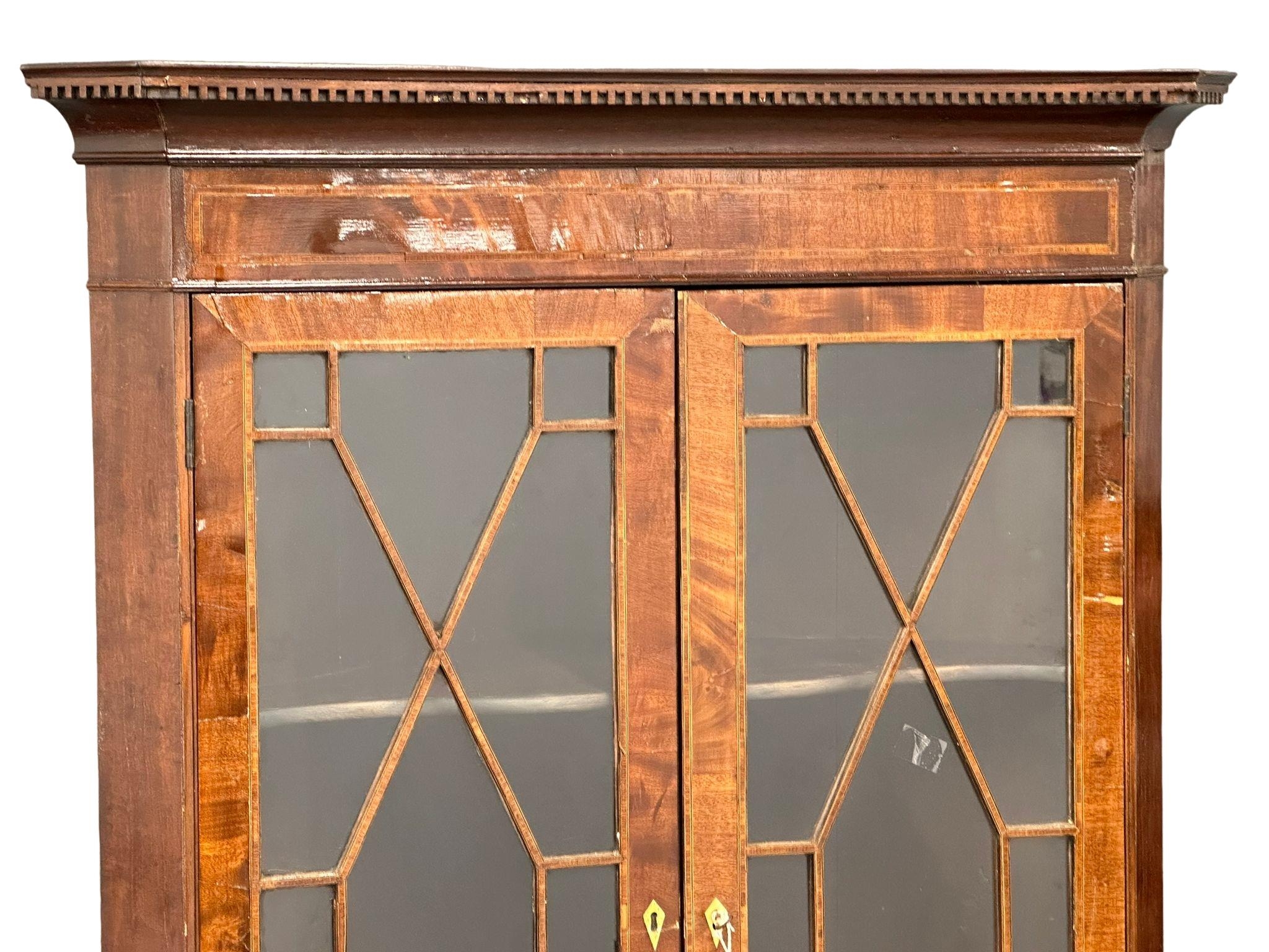 A George III inlaid mahogany corner display cabinet with astragal glazed doors. Circa 1800. - Image 2 of 7