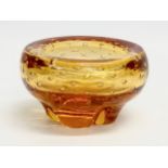 A ‘Molar’ Bubbled Bowl designed by Geoffrey Baxter for Whitefriars. 12x7cm