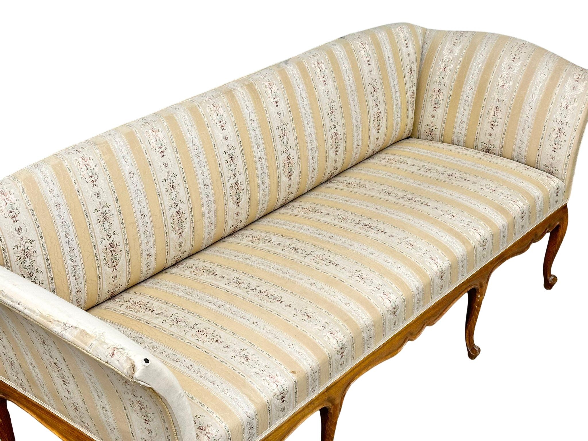 A good quality French Louis XV style chateau sofa on cabriole legs. 196x66x79cm - Image 8 of 11