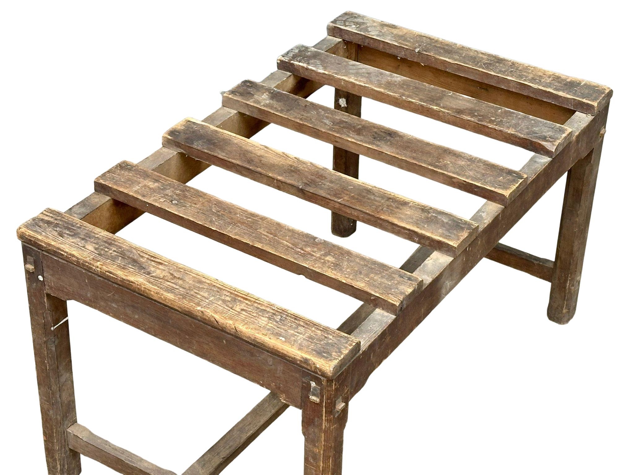 A large late 19th/ early 20th century pine luggage rack. 93x56x50cm - Image 2 of 3