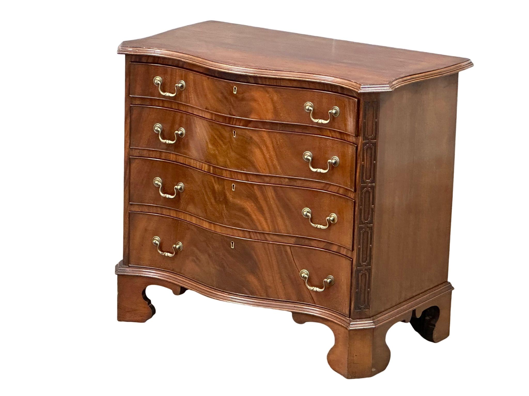 A good quality late 19th century Chippendale Revival mahogany serpentine front chest of drawers. - Image 20 of 22