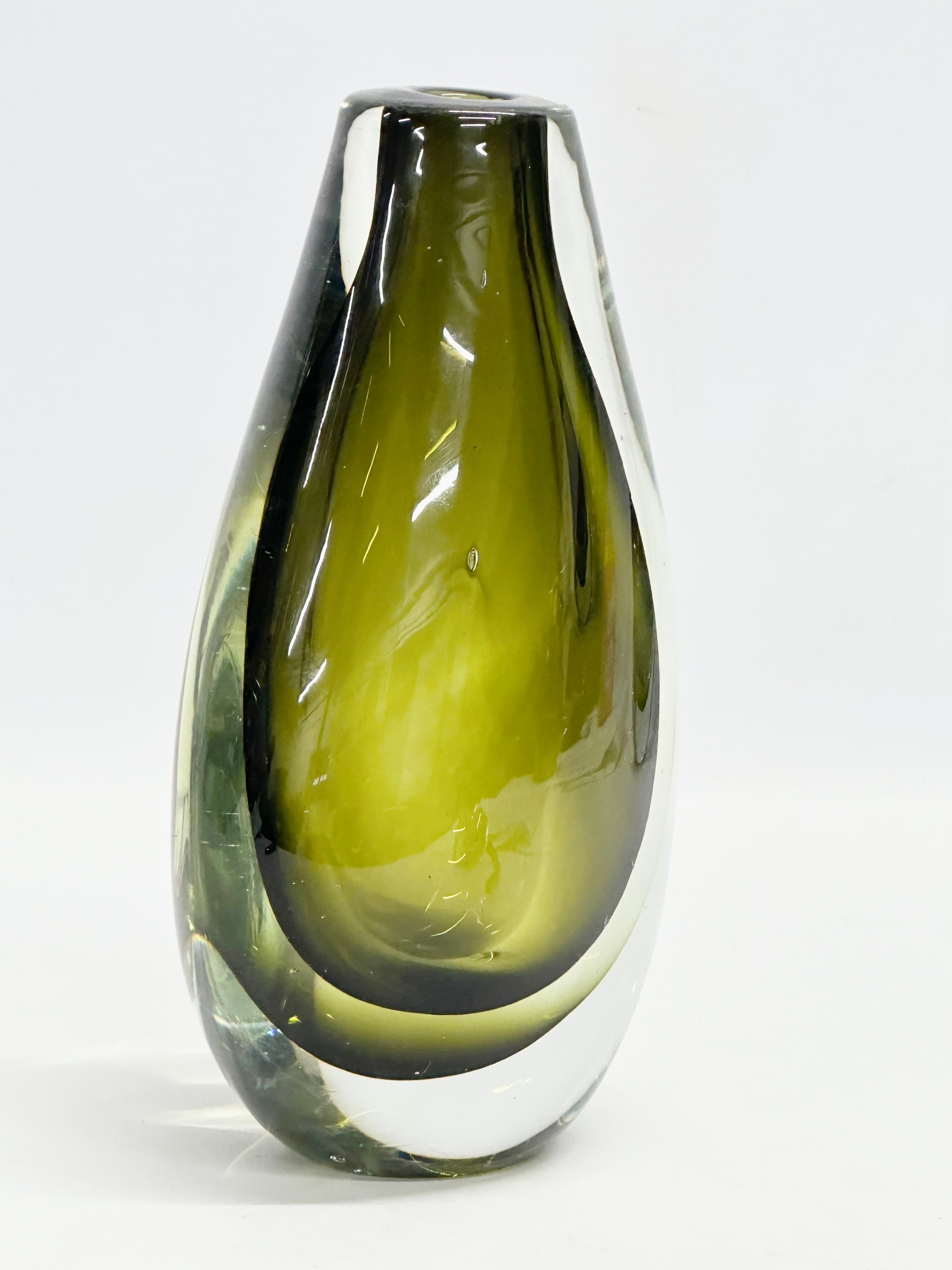 A Murano Sommerso Glass vase designed by Flavio Poli for Seguso Vetri d'Arte. 12x21cm - Image 4 of 5