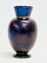 An early 20th century iridescent glass vase by Kralik. Circa 1900. 10x16cm