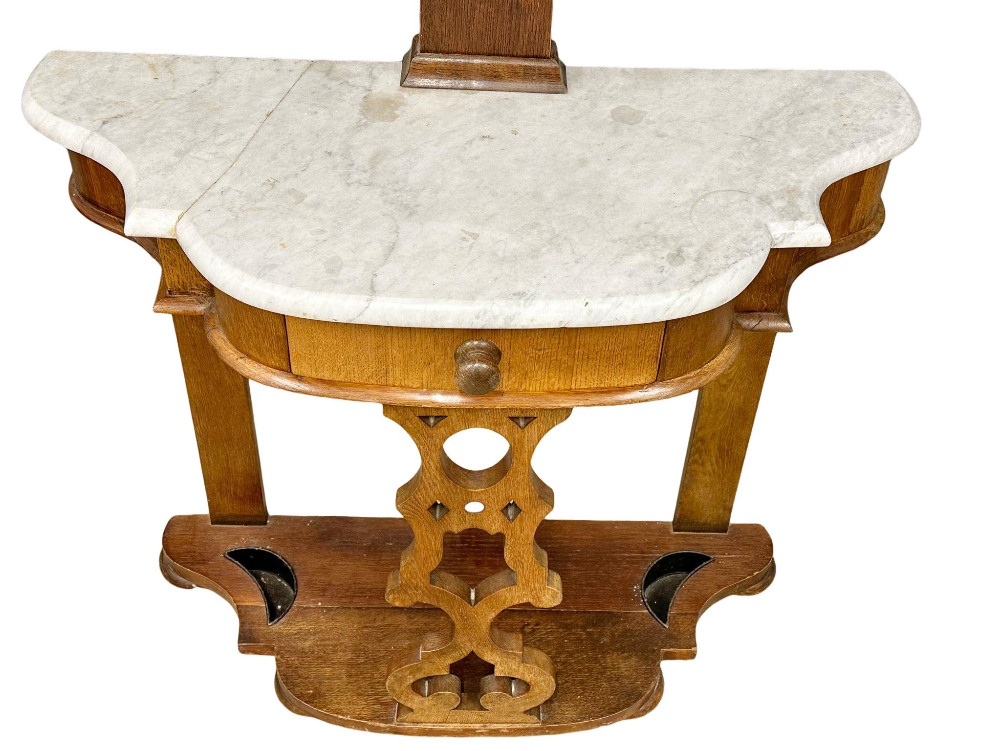 A Victorian mahogany hallstand with marble top. 89x36x206cm(4) - Image 5 of 5