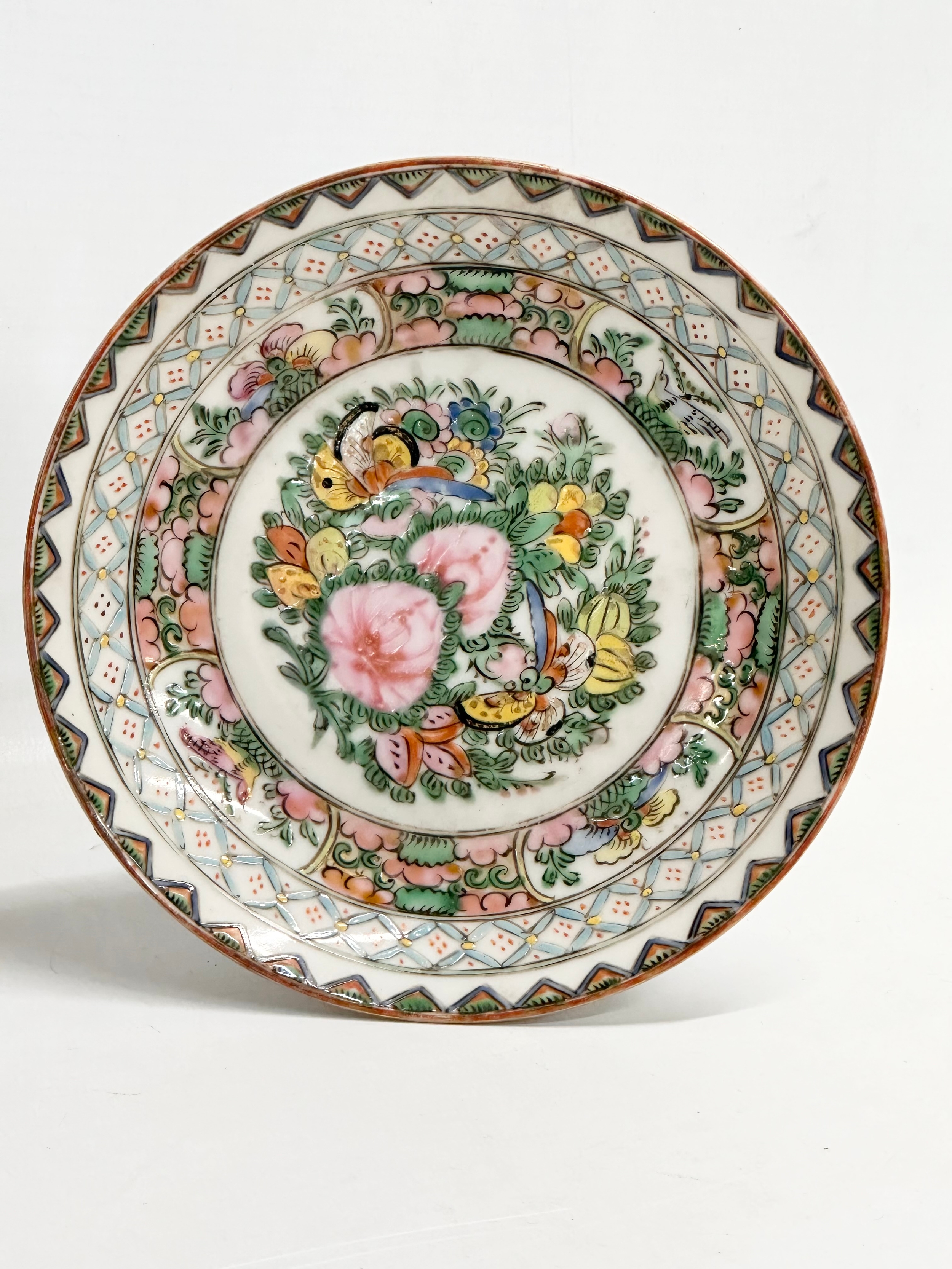2 mid 19th century Chinese Emperor Xianfeng Rose Medallion saucer plates. 15.5cm. - Image 3 of 5