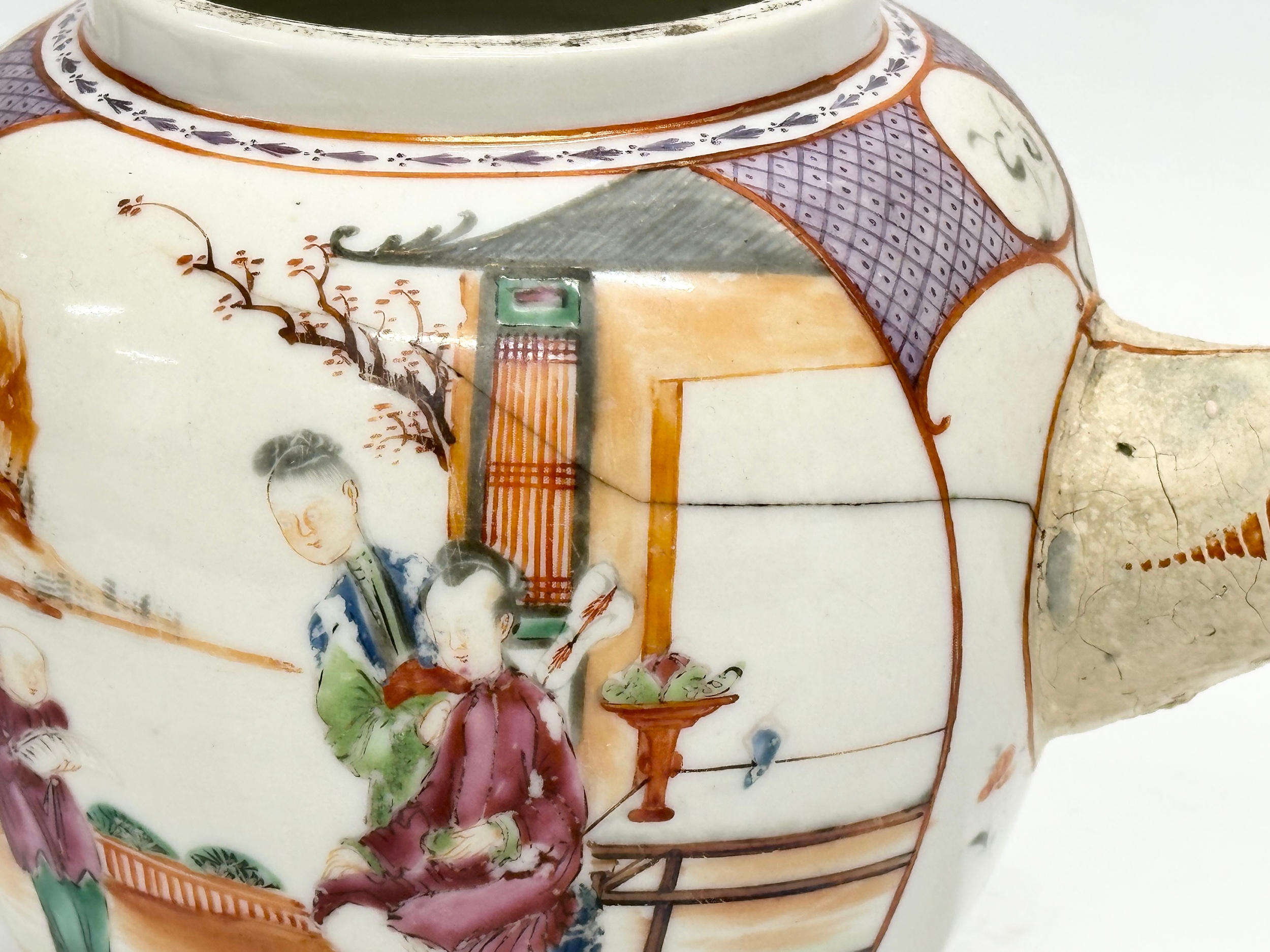 A collection of 18th and 19th Century Chinese and Japanese pottery. A Late 18th Century Chinese - Image 33 of 44