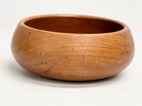 A Mid Century teak fruit bowl. 1960/1970. 25x10.5cm