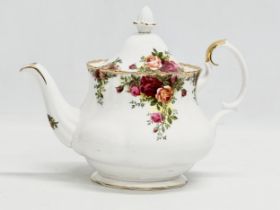 A Royal Albert ‘Old Country Roses’ teapot. 25x15x20cm