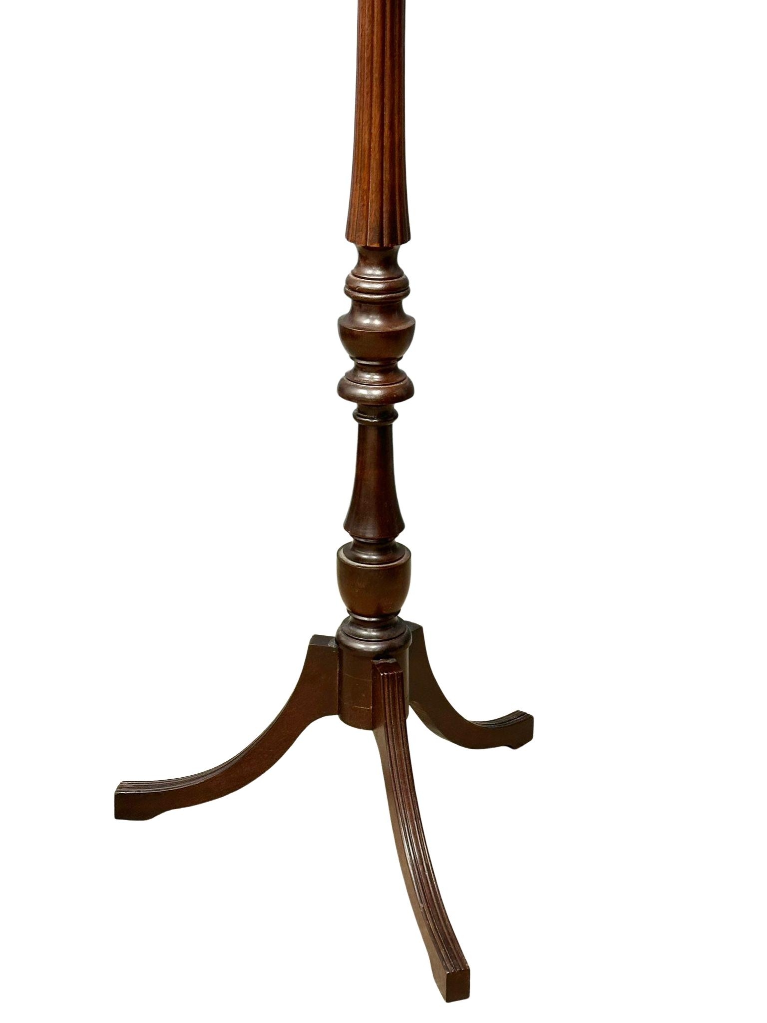 A mahogany torchiere/plantstand. 100cm - Image 3 of 3