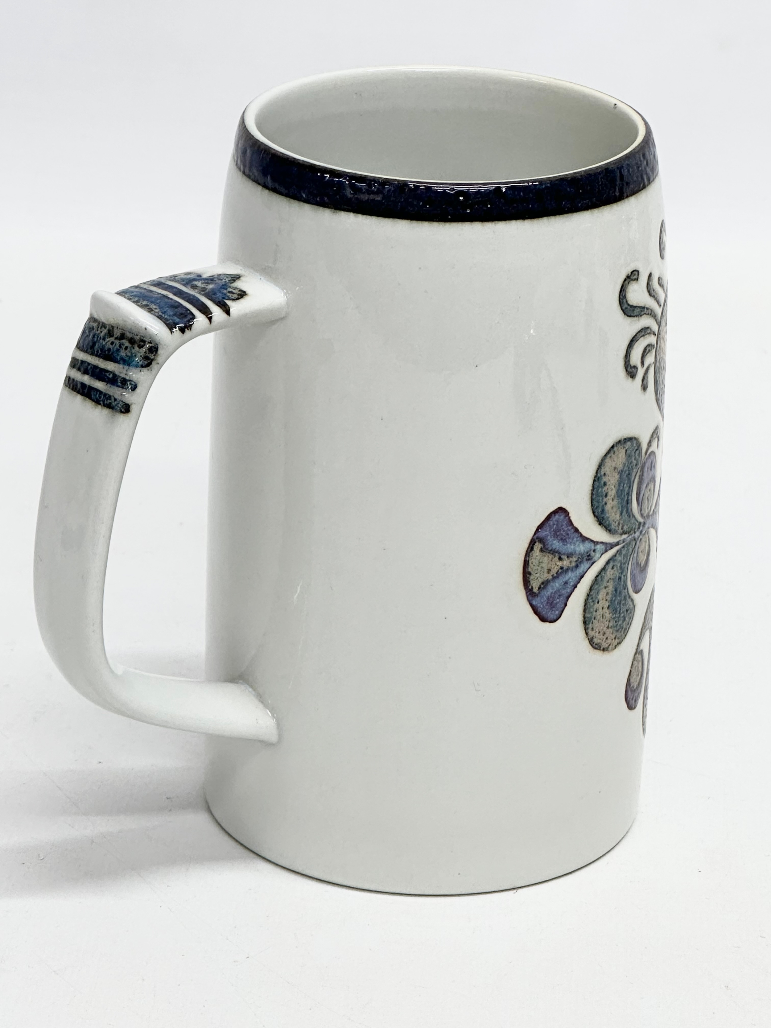 A Danish Mid Century Fajance mug designed by Nils Thorsson for Royal Copenhagen. Viborg Kruset - Image 3 of 4
