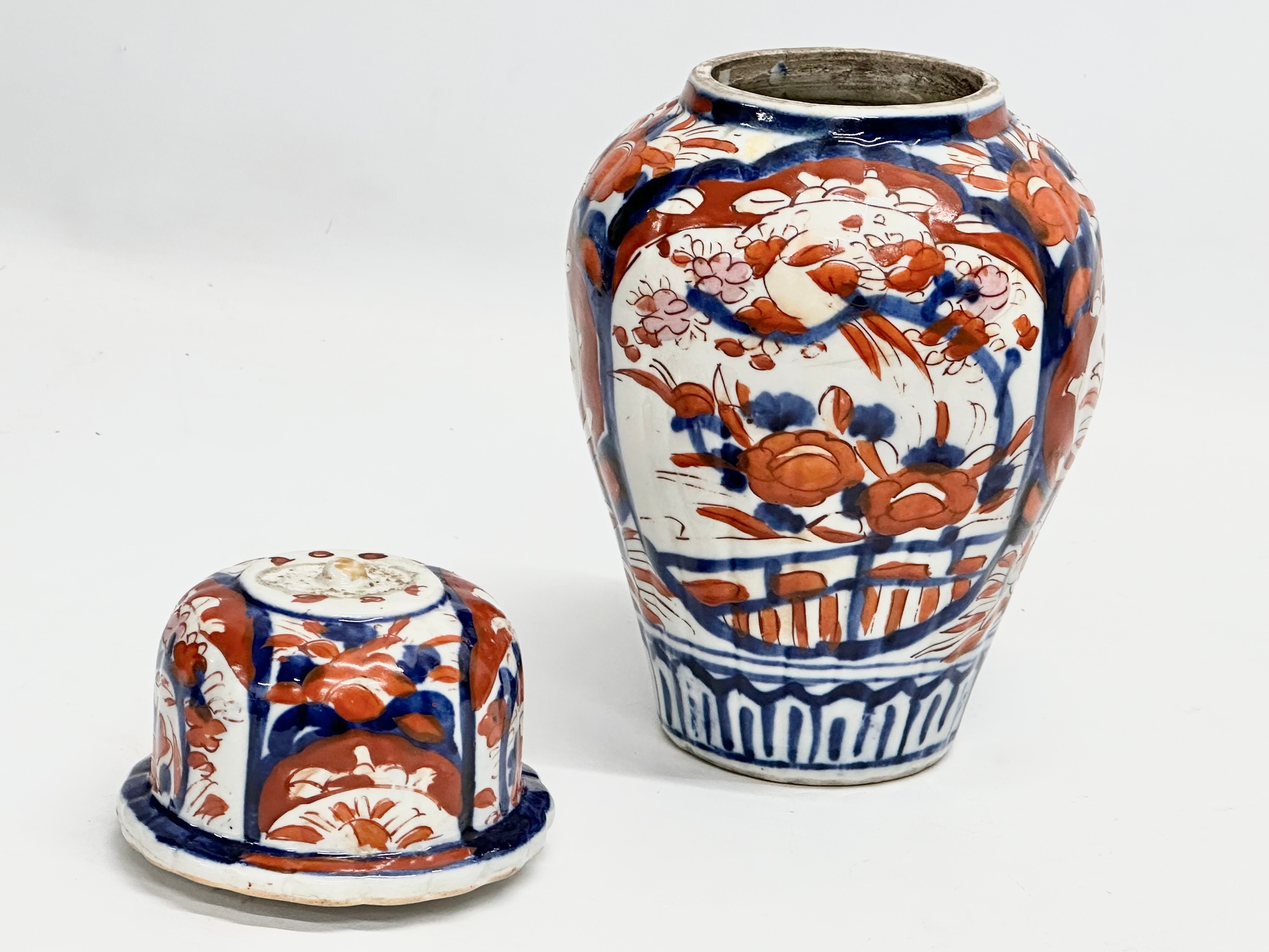 A collection of 18th and 19th Century Chinese and Japanese pottery. A Late 18th Century Chinese - Image 37 of 44