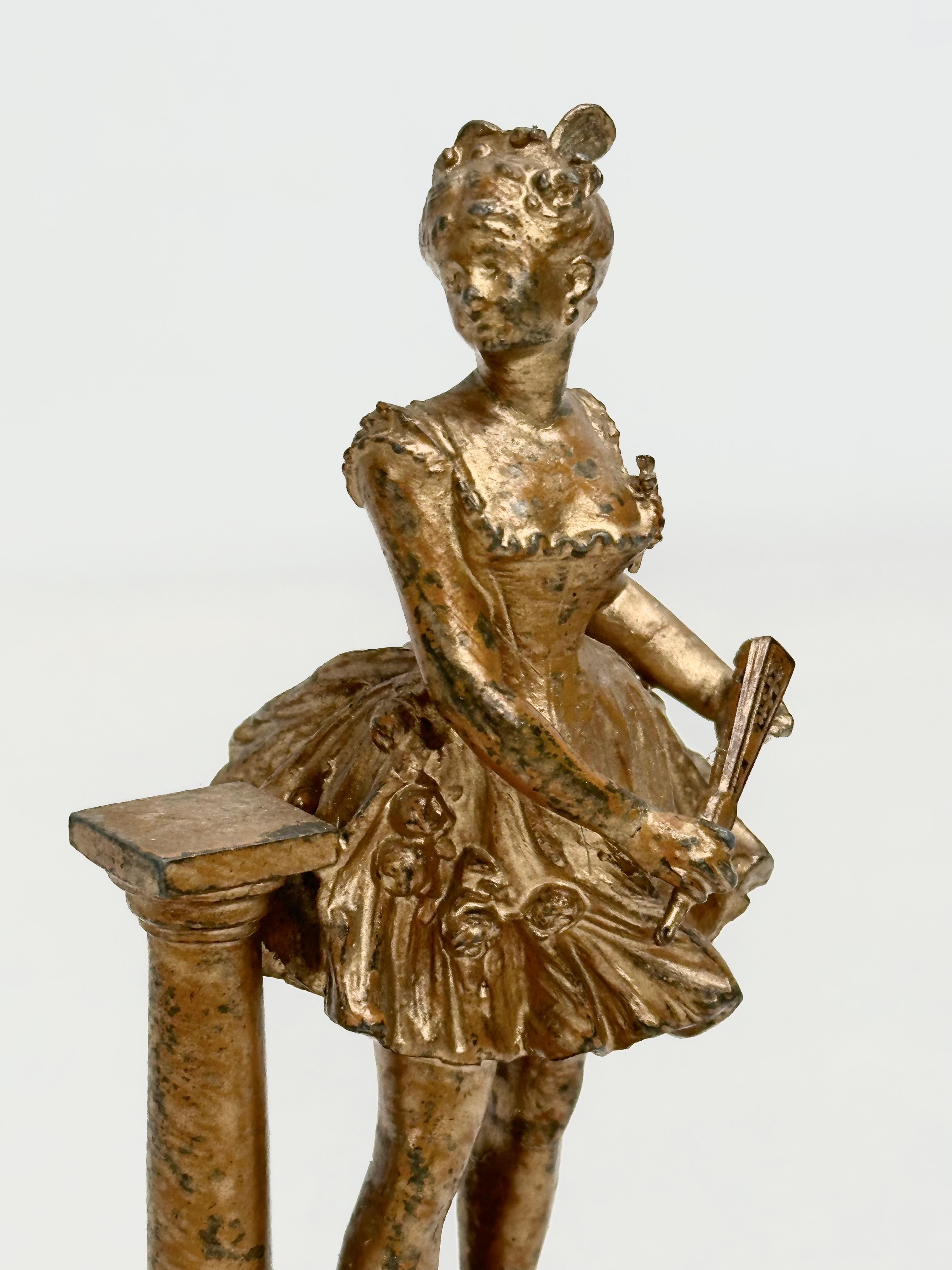 A late 19th century spelter figurine on marble base. 13cm - Image 2 of 4