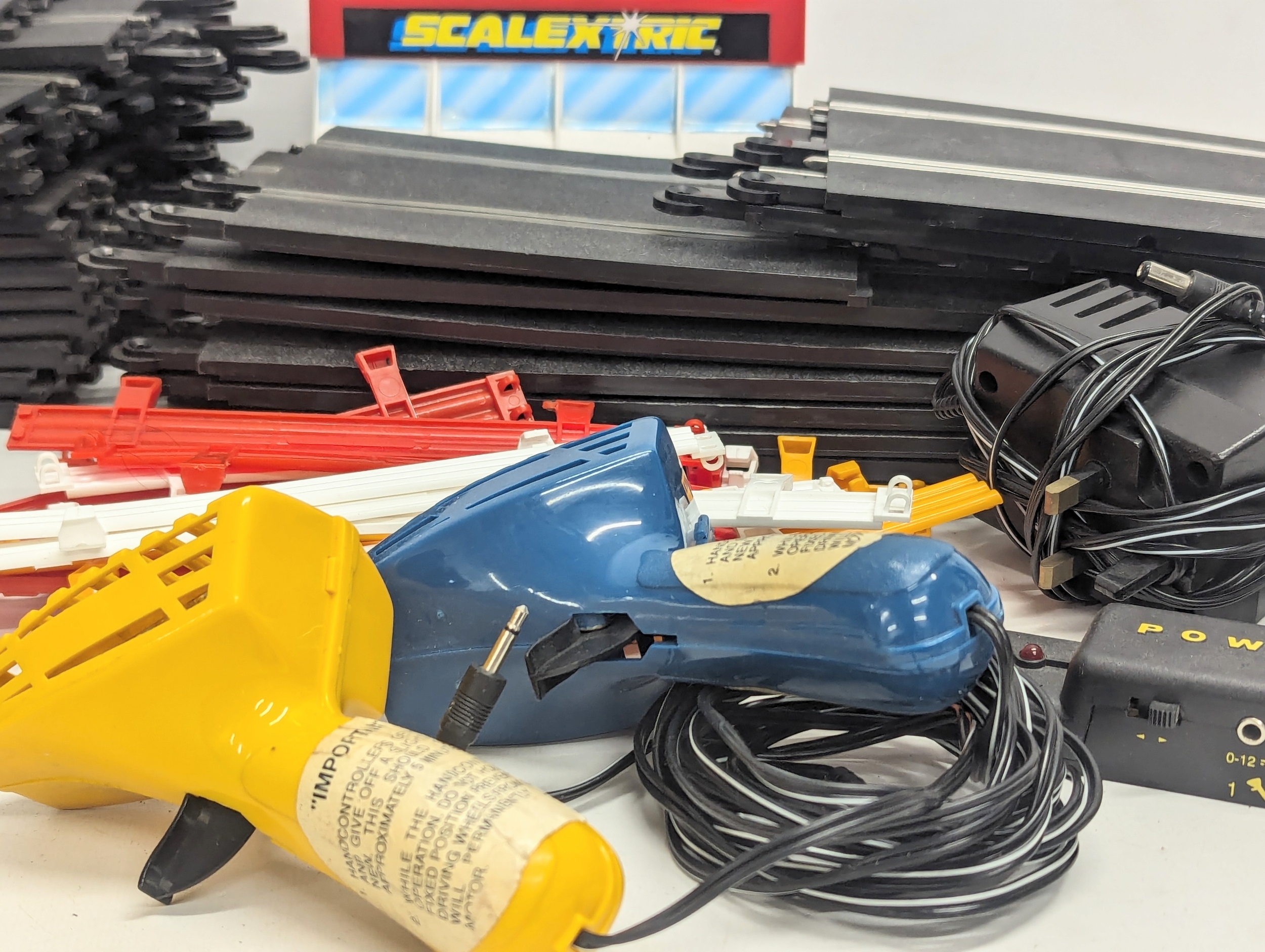 A vintage Scalextric race car track including 2 remotes, tracks, cars, transformer, etc - Image 3 of 4