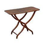 A Victorian mahogany folding coaching table. 90x44.5x71cm