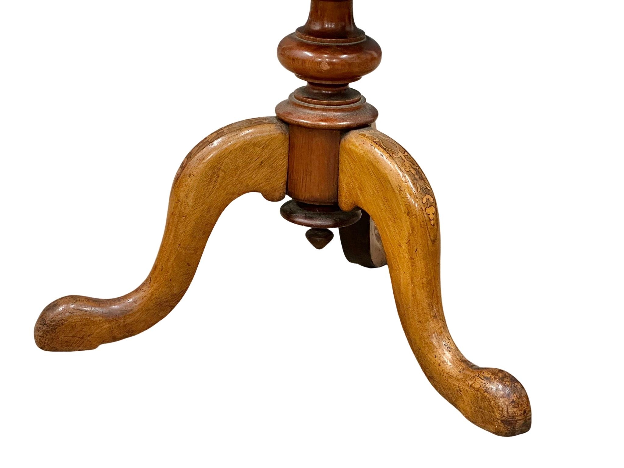 A Victorian inlaid walnut trumpet work table. 42x42x73cm. - Image 8 of 8