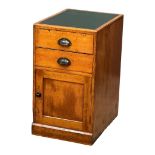 An Early 20th Century pine office cabinet. 46x61x81cm