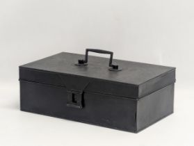 A Victorian style spice box / caddy. 32x11x18.5cm