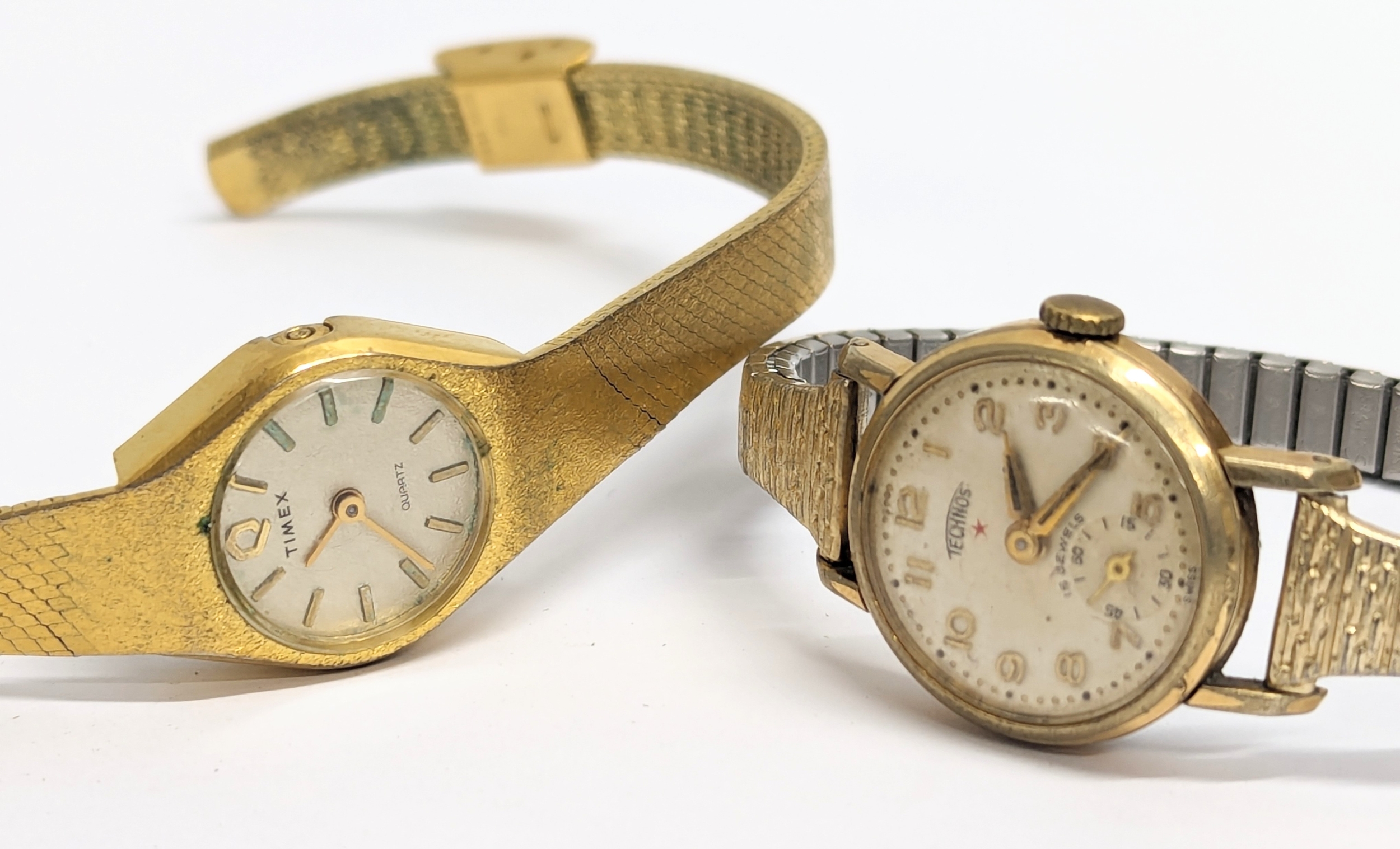 A quantity of vintage ladies watches, including a rolled gold Jaquet-Droz, Timex and Technos - Image 3 of 3