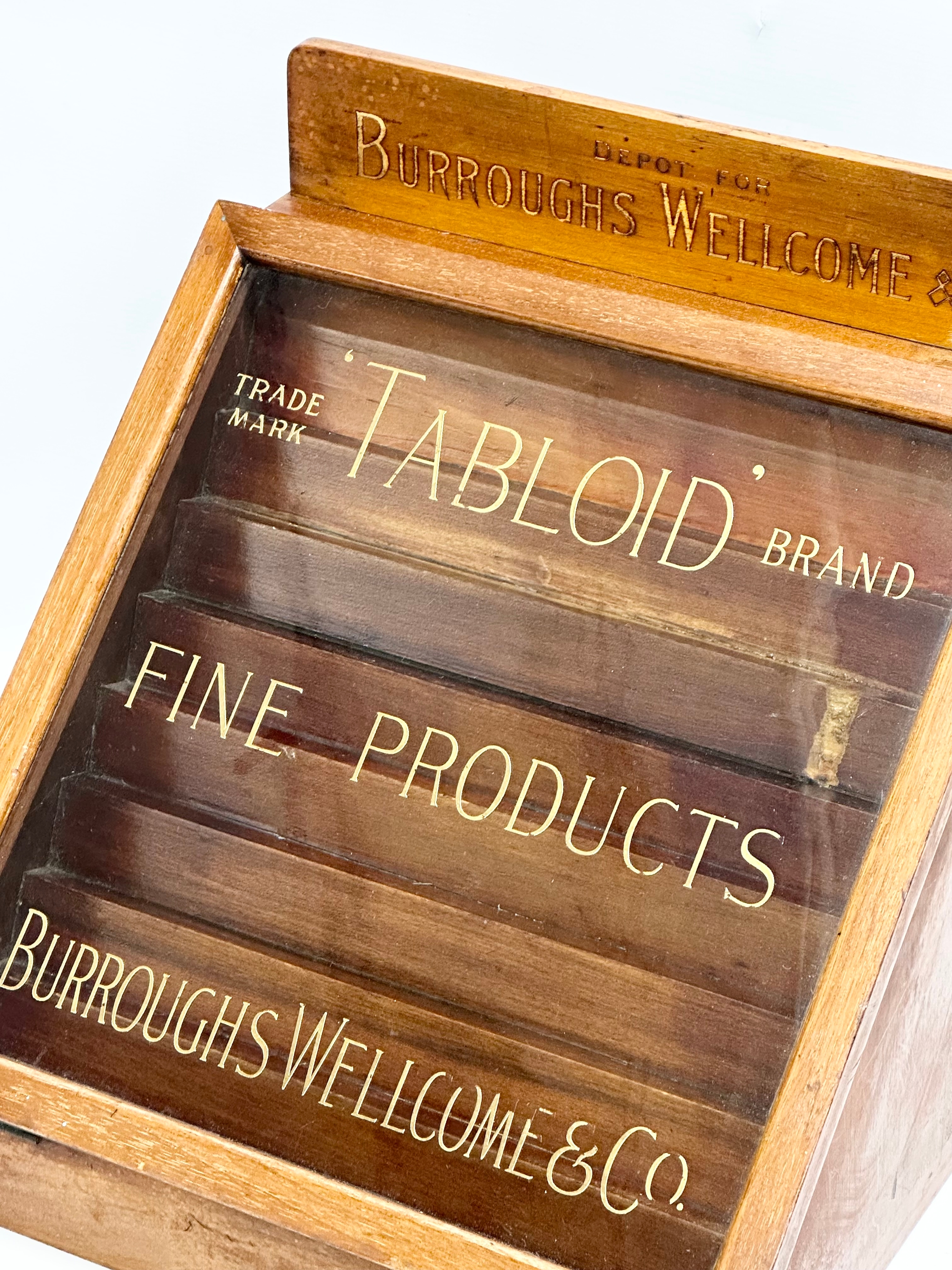 An early 20th century countertop pharmacists display case by Burroughs Wellcome & Co. 40x35x39.5cm - Image 4 of 6