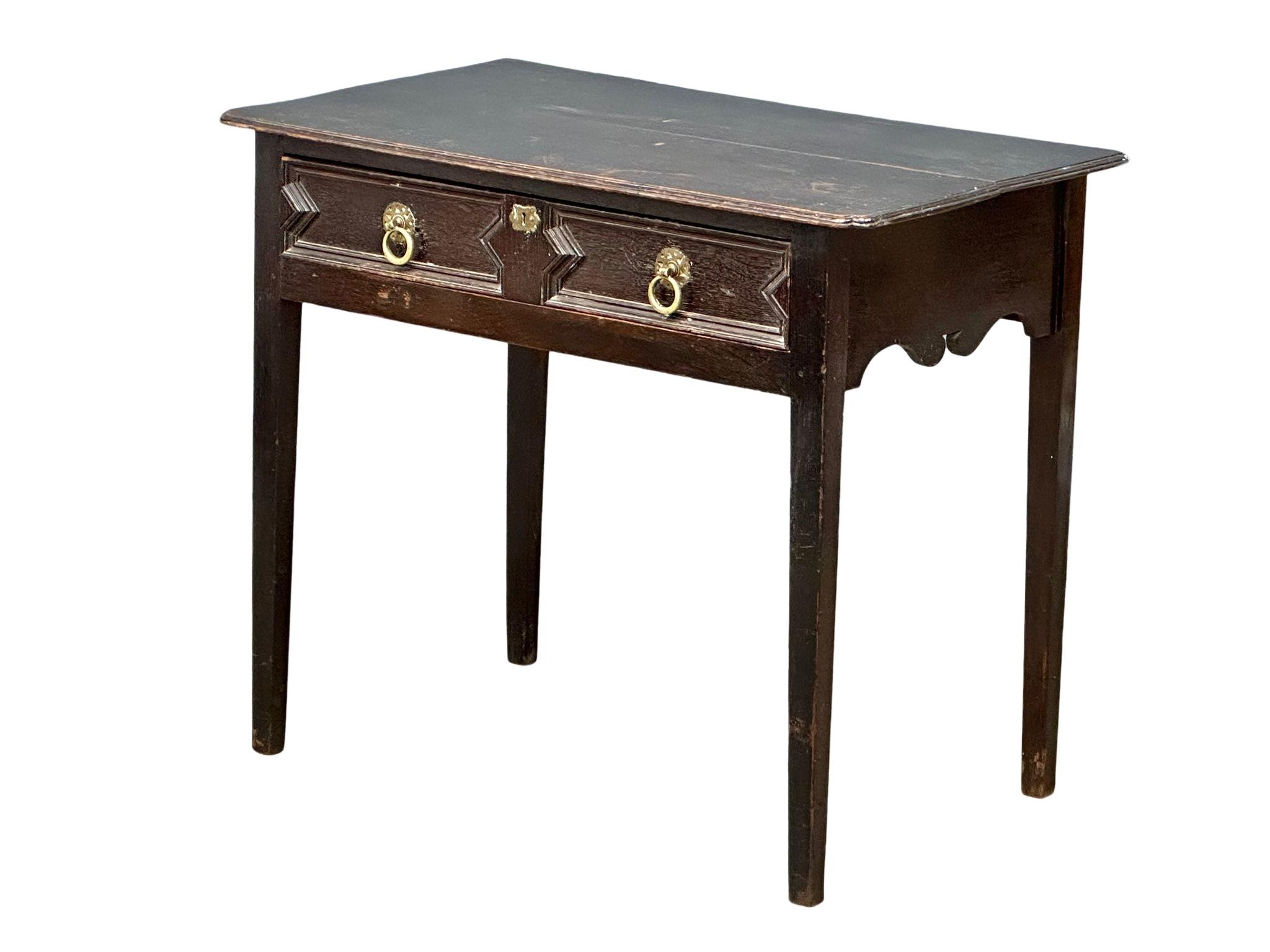 A Mid 19th century oak side table in the 17th century style. Circa 1830-1850. 89x53x75cm 1 - Image 7 of 8