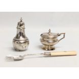 A quantity of early 20th century silver items including a silver mounted fork, etc. Sheffield, 1900.